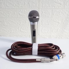 Micro hát karaoke có dây Tomahawk