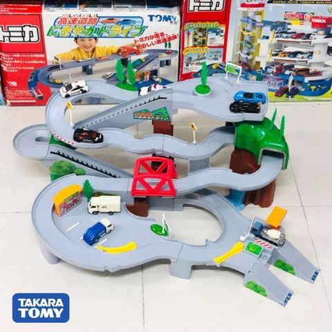 Đồ chơi Tomica Moutain