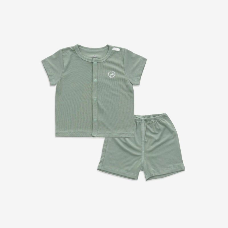 BỘ NGẮN TAY CÀI GIỮA BU BABY XANH OLIVE