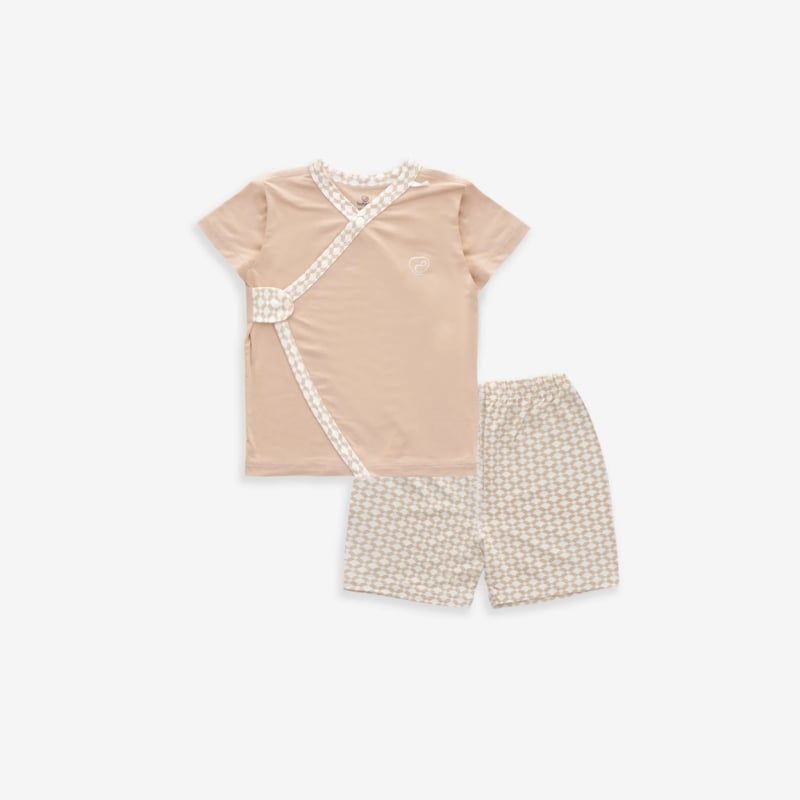 BỘ NGẮN TAY CÀI CHÉO BU BABY BAMBUS HỒNG TRẮNG IN ICONIC 2
