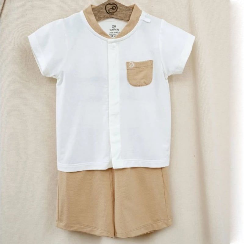 BỘ NGẮN TAY CÀI GIỮA, CỔ TÀU BU BABY BAMBUS TRẮNG BE NÂU