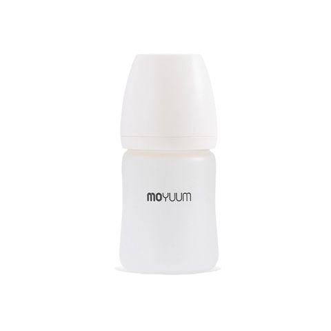 Bình sữa Moyuum thủy tinh tráng silicon 150ml (Set gồm bình + Núm 0-3m)
