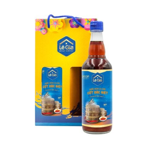 Hộp quà Lê Gia Tinh túy 1 (PA1): 2 chai nước mắm cốt đặc biệt chai 525ml