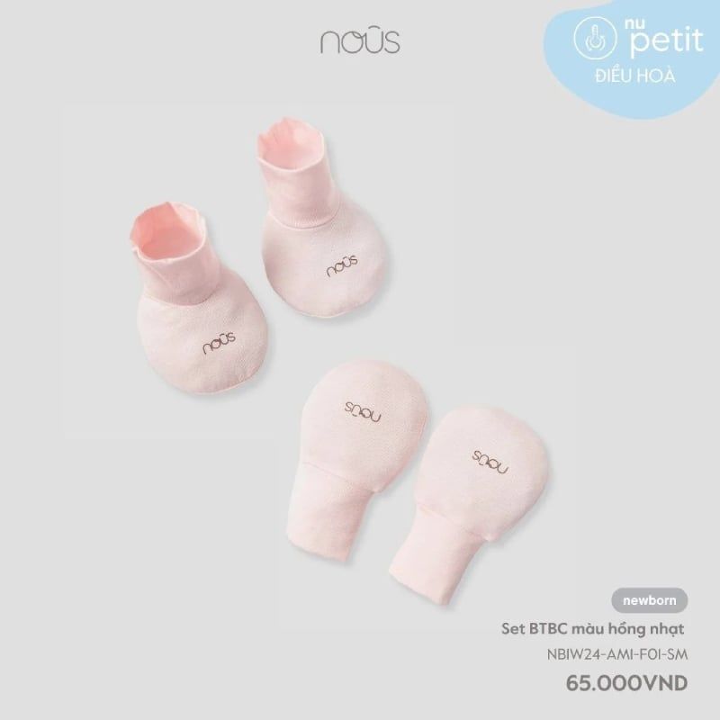 Set bao tay bao chân Nous màu hồng nhạt