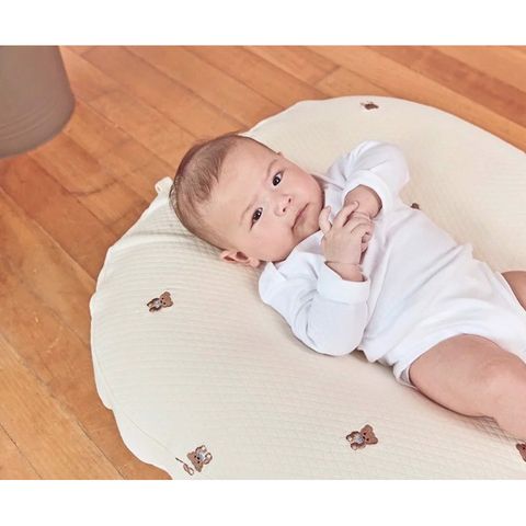 Set gối chống trào Rototo bebe airmesh gỗ sồi nơ gấu