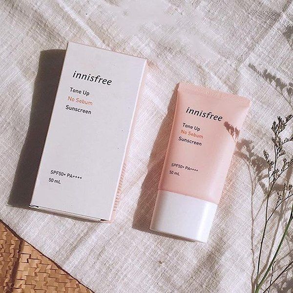 Chống Nắng Innisfree Tone Up No Sebum SPF 50+ 50ml