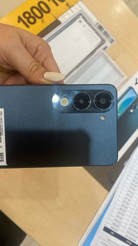 Điện thoại vivo Y04 4GB/64GB