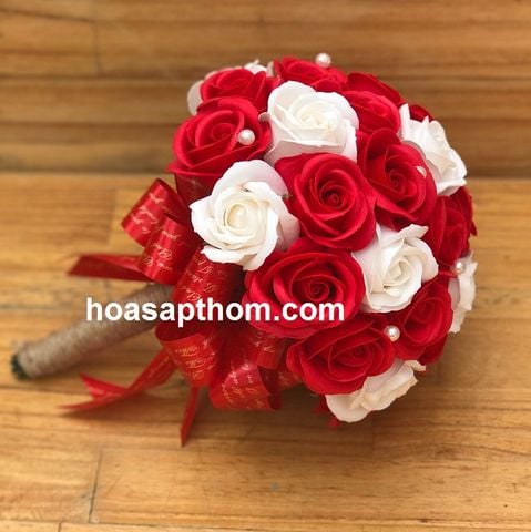 Hoa cưới cô dâu hoa sáp