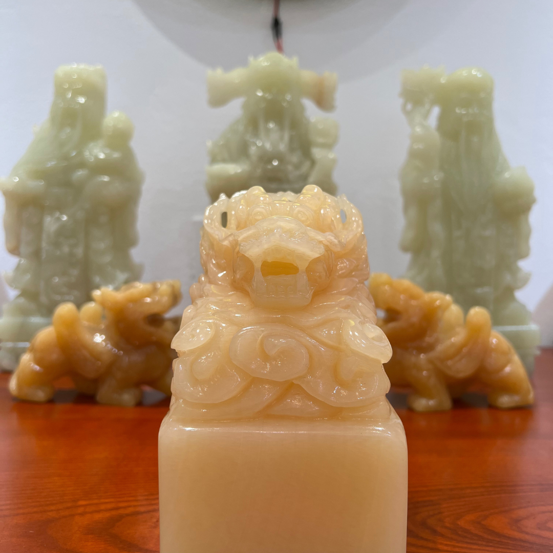 Ấn rồng ngọc Hoàng Long