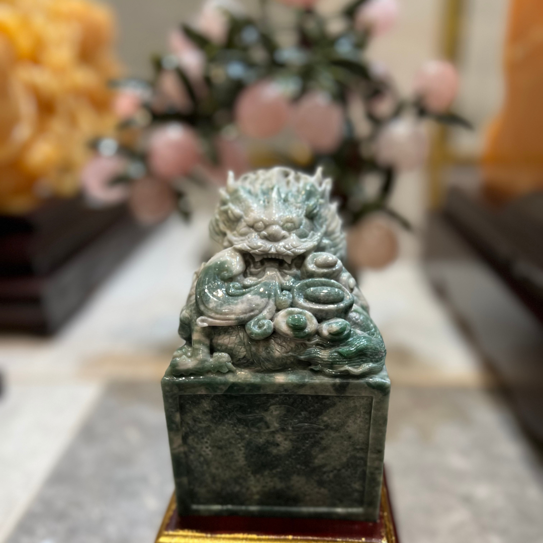 Ấn rồng ngọc phỉ thúy