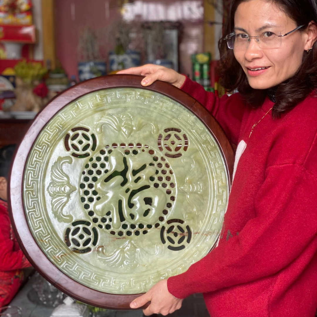 Tấm tranh ngọc chữ Phúc treo ban thờ