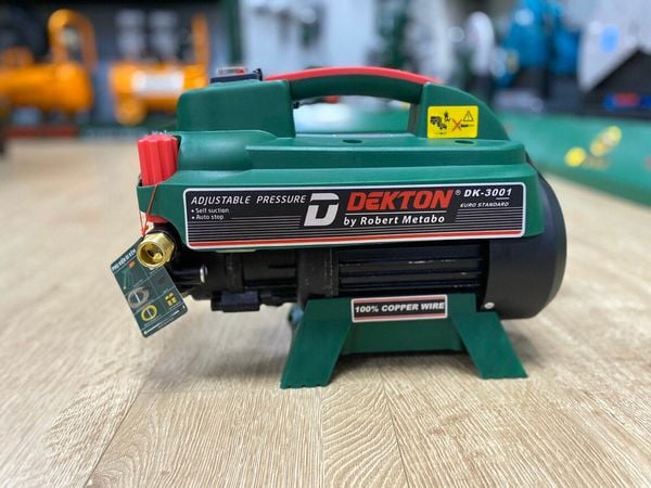 Máy Rửa Xe Chỉnh Áp Dekton DK-CWR3001