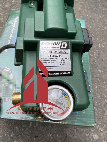 Máy xịt rửa xe cao áp Dekton DKT2300