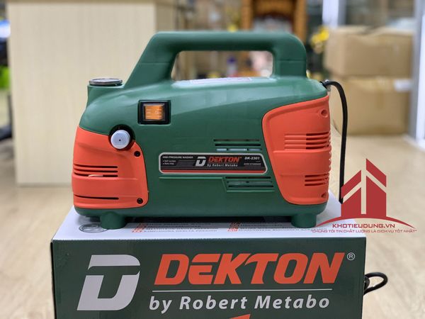 Máy xịt rửa xe Dekton DK-2301