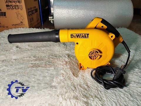 Máy thổi bụi Dewalt DWB6800-B1