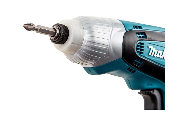 Máy vặn vít Makita TD0100