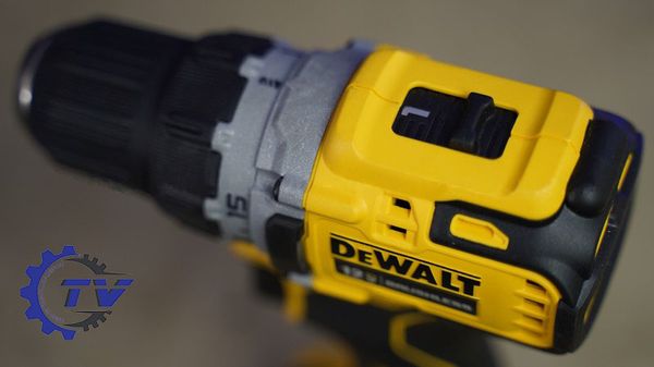 Máy khoan vặn vít dùng pin DeWalt DCD701D2-KR