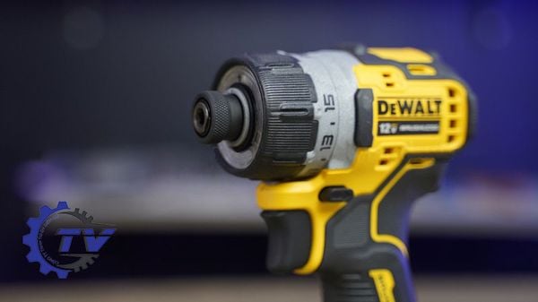 Máy khoan vặn vít dùng pin Dewalt DCF601D2-KR