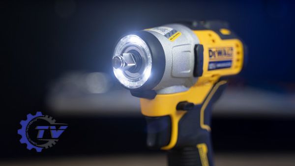 Máy siết bu lông dùng pin Dewalt DCF902D2-KR