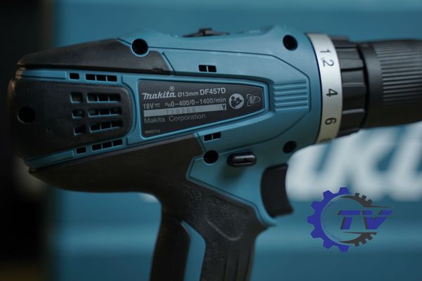 Máy khoan vặn vít dùng pin Makita DF457DWE 18v
