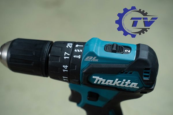 Máy khoan búa vặn vít dùng pin Makita DHP483RFE