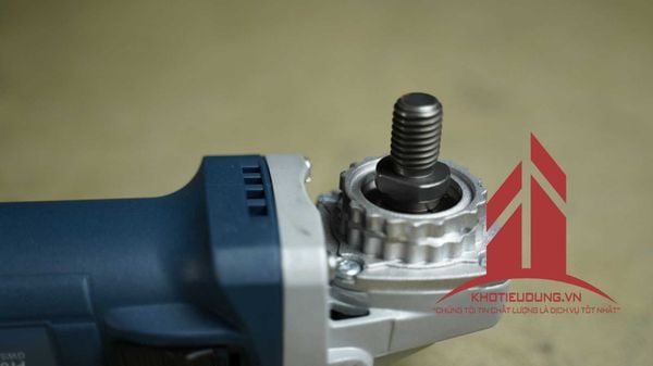 Máy mài góc Bosch GWS 900-125 S (Điều chỉnh tốc độ)