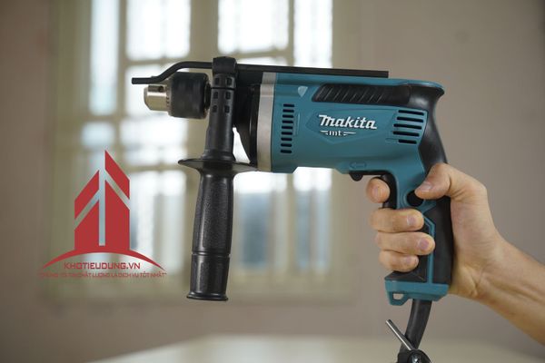 Máy khoan búa 26 phụ kiện Makita M8100KX2B
