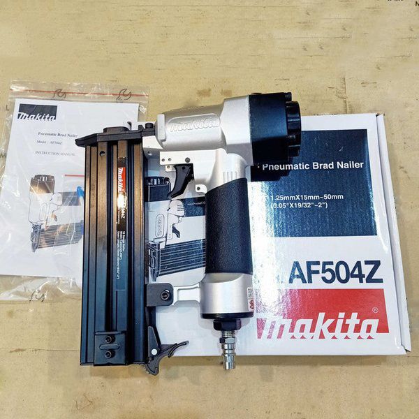 Máy bắn đinh thẳng Makita AF504Z