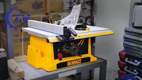 Máy cưa bàn Dewalt DWE7470-B1