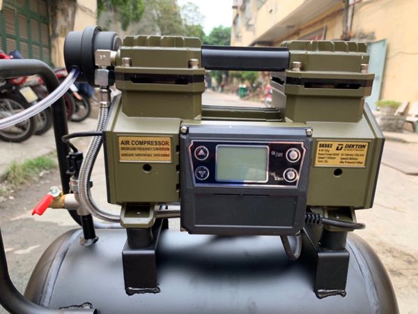 Máy nén khí không dầu DEKTON DK-662