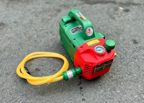 Máy Rửa Xe Chỉnh Áp Chống Giật Dekton DK-CWR2951