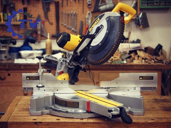 Máy cưa cắt đa góc trượt Dewalt DWS780-KR