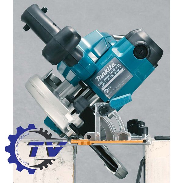 Máy cưa đĩa dùng pin Makita DHS710RM2J