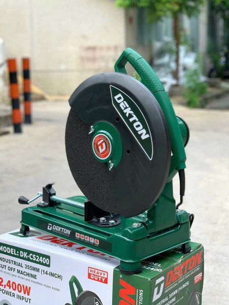 Máy cắt sắt Dekton DK-CS2400