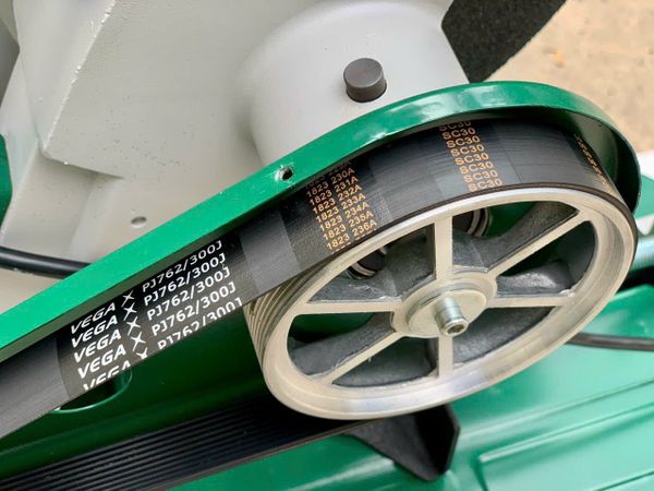 Máy Cắt Sắt Dây Curoa Dekton DK-CS2800CR