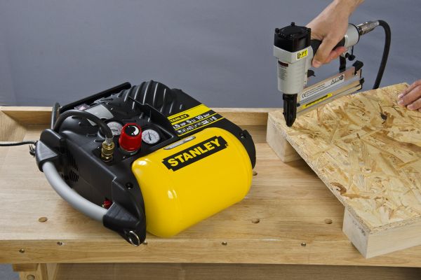 Máy nén khí không dầu Stanley DN 200/10/5 (5 lít)