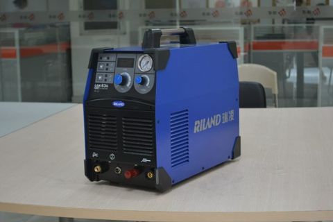 Máy cắt Plasma Riland CUT 63G