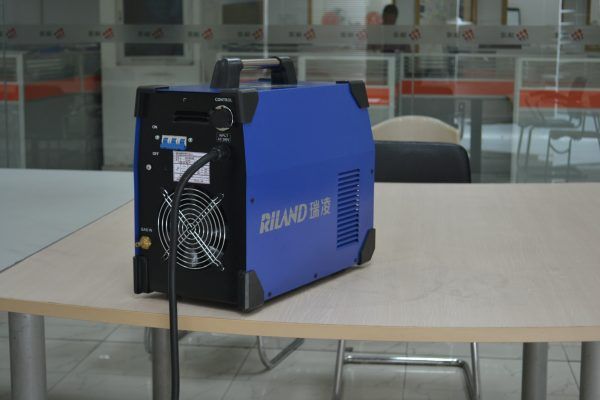 Máy cắt Plasma Riland CUT 63G