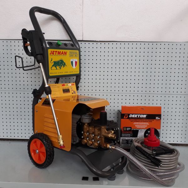 Máy Xịt Rửa Cao Áp JETMAN JET2200A