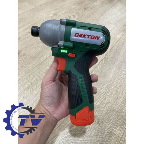 Máy bắn vít dùng Dekton D16-CV150BL