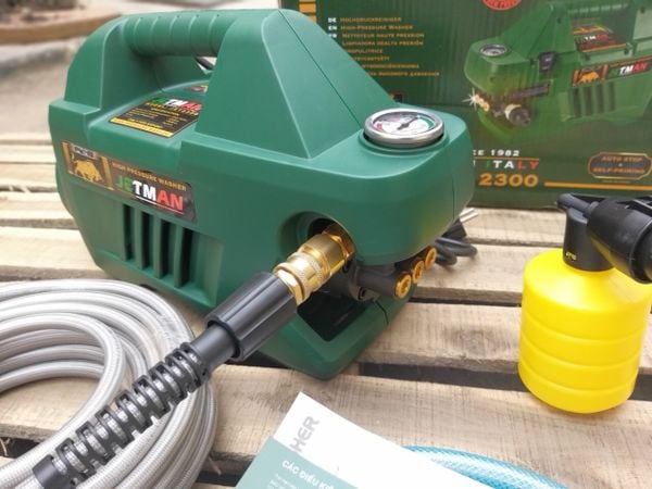 Máy xịt rửa xe Jetman JET2300