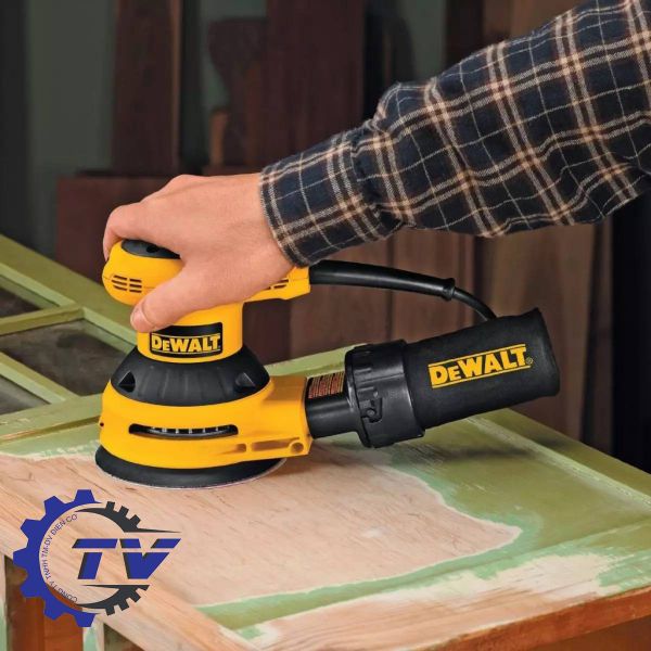 Máy Chà Nhám Tròn Dewalt DWE6423-B1