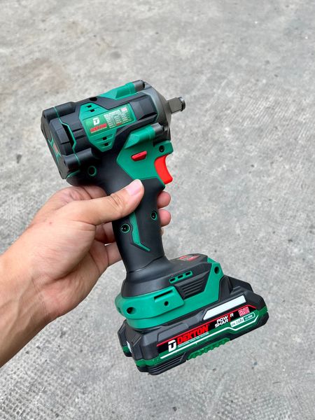 Máy siết bulong pin DEKTON M21-IW380 PLUS