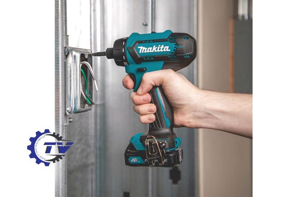 Máy khoan vặn vít dùng pin Makita DF033DSYE