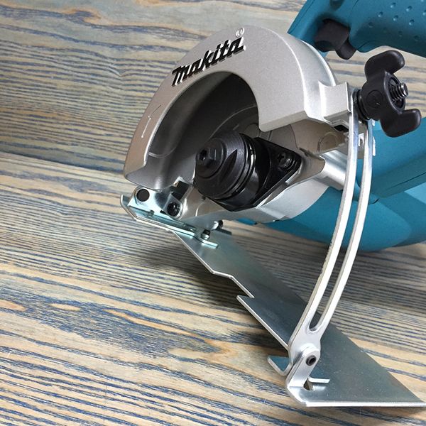 Máy cắt đá Makita 4100NH2