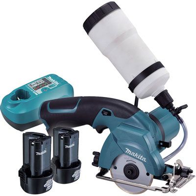 Máy cắt chạy pin Makita CC300DWE