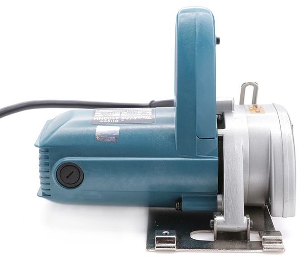 Máy cắt đá Makita 4100NH