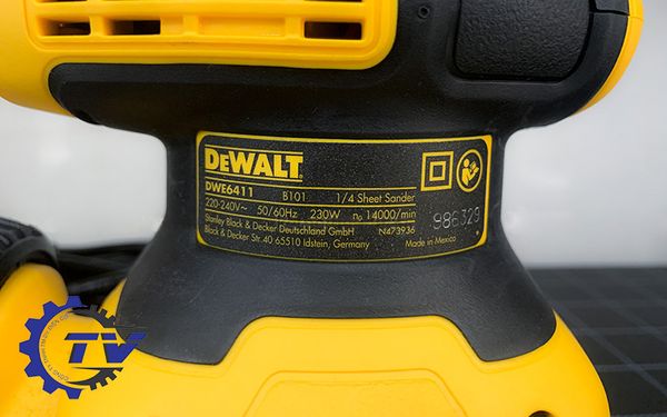 Máy Chà Nhám Dewalt DWE6411-B1