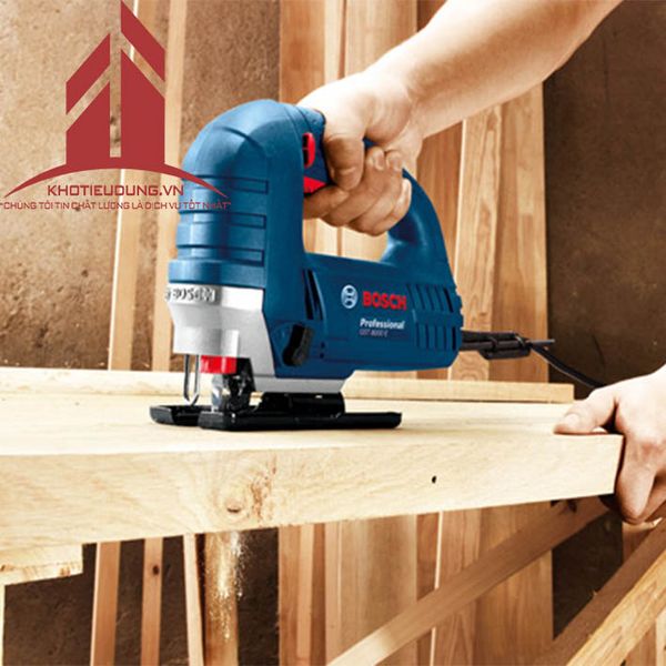 Máy cưa lọng Bosch GST 8000E