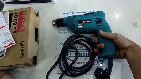Máy khoan Makita 6307 530W
